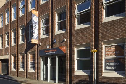 credit: http://www.summerlettings.co.uk/property/mezzino-pennine-house-leicester/