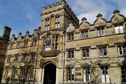 credit: http://apply.oxfordsu.org/colleges/univ/
