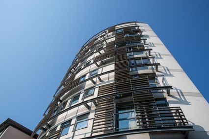 credit: https://www.iqstudentaccommodation.com/sites/default/files/styles/slider/public/2018-07/Copy%20of%20Claire%20Williams%20Photography%20%284%20of%208%29.jpg?itok=O8jxzPMi