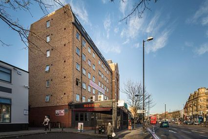 credit: https://www.iqstudentaccommodation.com/sites/default/files/styles/slider/public/2018-07/The-Arcade-exteria-shot-2-student-accommodation-in-london.jpg?itok=omNRJzyD