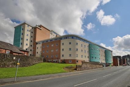 credit: https://www.iqstudentaccommodation.com/sites/default/files/styles/slider/public/2018-08/Exterior%20-%20Kopa%20%288%20of%209%29.jpg?itok=n6KO_GOo