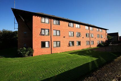credit: https://www.google.com/url?sa=i&source=images&cd=&ved=2ahUKEwi6jo_n3IvjAhVS-aQKHWu_AJcQjRx6BAgBEAU&url=https%3A%2F%2Fwww.buckingham.ac.uk%2Faccommodation%2Fhailsham%2F&psig=AOvVaw2ewX0G6Irs360CiSDZ1gmE&ust=1561795769279767