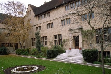 credit: https://www.google.com/url?sa=i&source=images&cd=&ved=2ahUKEwjtiMDlsaXjAhULZlAKHdYfB0EQjRx6BAgBEAU&url=https%3A%2F%2Fen.wikipedia.org%2Fwiki%2FCampion_Hall&psig=AOvVaw1T6mhODv6kfTL4DRxwd7ns&ust=1562677578645831