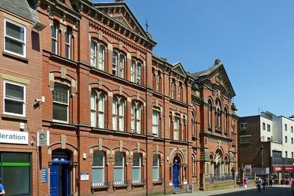 credit: https://s0.geograph.org.uk/geophotos/05/42/08/5420820_1661ae87.jpg