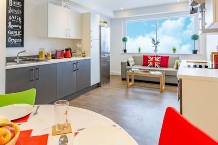 credit: https://student-accommodation.com/property/crescent-point/#
