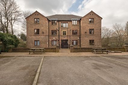 credit: https://www.google.com/url?sa=i&source=images&cd=&ved=2ahUKEwiJ8Lm2-tLlAhUMoRQKHQLNAFYQjRx6BAgBEAQ&url=https%3A%2F%2Fwww.unipolhousing.org.uk%2Fdevelopments%2Fgarden-house-kirkstall-lane-headingley-leeds-ls5%2F&psig=AOvVaw23t7HZ6x7vbo54bmukRCSE&ust=1573039353880803