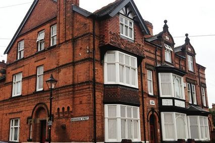 credit: https://www.google.com/url?sa=i&url=https%3A%2F%2Fwww.westmanorstudentliving.co.uk%2Fproperties%2Flillie-house-lodge%2F&psig=AOvVaw1LQHExa_2Q2k1_UuxEwcTD&ust=1580802827858000&source=images&cd=vfe&ved=0CAIQjRxqFwoTCJDY9OX1tOcCFQAAAAAdAAAAABAD