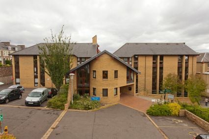 credit: https://www.google.com/url?sa=i&url=https%3A%2F%2Fwww.dundee.ac.uk%2Faccommodation%2Fflats%2Fwest-park-villas%2F&psig=AOvVaw3J5fu9HgYJJaf7IaHKMvny&ust=1581085562362000&source=images&cd=vfe&ved=0CAIQjRxqFwoTCOikgYmRvecCFQAAAAAdAAAAABAO