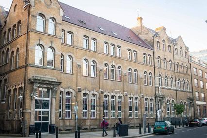 credit: https://www.google.com/url?sa=i&url=https%3A%2F%2Fwww.geograph.org.uk%2Fphoto%2F3017723&psig=AOvVaw3bEmzNh2ErwN1RQ0LzRi0N&ust=1581086375657000&source=images&cd=vfe&ved=0CAIQjRxqFwoTCPDcz_KTvecCFQAAAAAdAAAAABAJ
