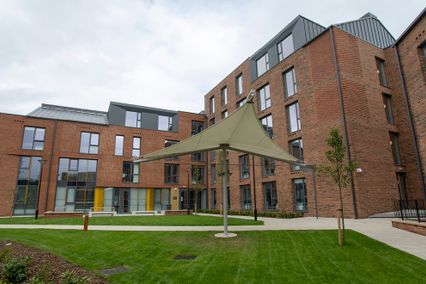 credit: http://www.thebusinessdesk.com/westmidlands/news/645633-new-birmingham-office-building-kensington-house-to-be-converted-into-student-accommodation