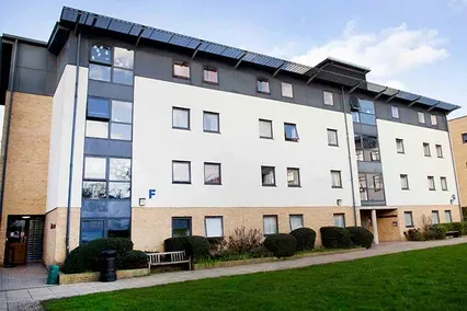 credit: https://www.roehampton.ac.uk/globalassets/images/accommodation/halls-of-residence/aldersgate-court-exterior.jpg
