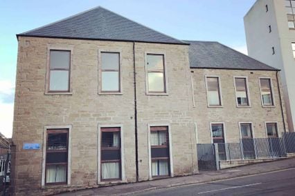 credit: https://assets.unilodgers.com/uploads/property/Keiller-Court-Dundee-Double-Deluxe-Room-Unilodgers-14960441642.jpg