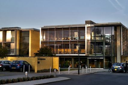 credit: https://apply.oxfordsu.org/site/assets/files/1127/st_catherines_1.450x0.jpg