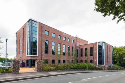credit: https://freshstudentliving.co.uk/wp-content/uploads/Cricket-Field-Court-Exterior-Gallery-1600x1200-4-1024x768.jpg