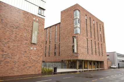 credit: https://freshstudentliving.co.uk/wp-content/uploads/Foundry-Courtyard-Glasgow-External-2-1024x768.jpg