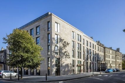credit: https://www.iqstudentaccommodation.com/sites/default/files/styles/slider/public/2018-07/Elliott_House__2_.jpg?itok=WsNOmnop