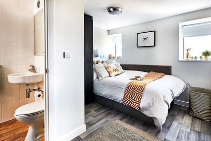 credit: https://www.collegiate-ac.com/propeller/uploads/sites/2/2019/10/tower-bristol-linked-studio-01.jpg