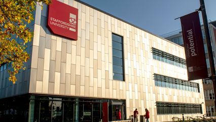 credit: https://www.staffs.ac.uk/schools-colleges/teachers-careers-advisors/events/great-minds-bus-tour