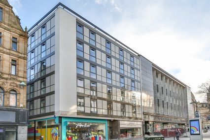 credit: https://omniaspace.co.uk/app/uploads/2020/11/Apt-403-13-Fargate-Sheffield-S1-2HD-1-1-750x600.jpg