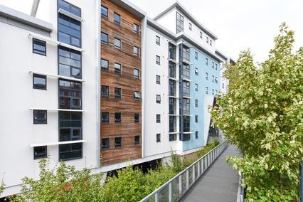 credit: https://studentroost.imgix.net/Bournemouth-Corfe-House-Exteriors-3.jpg?q=60&auto=format&w=780&h=600&fit=crop&dpr=1