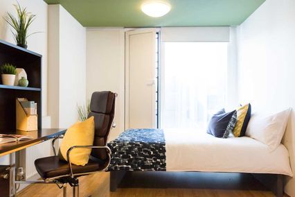 credit: https://www.chapter-living.com/properties/spitalfields/rooms/gold-studio