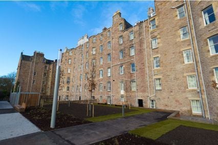 credit: https://www.accom.ed.ac.uk/media/4iumdfge/buccleuch-place-and-lane-11.jpg