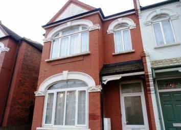 credit: https://www.zoopla.co.uk/to-rent/property/london/mora-road/