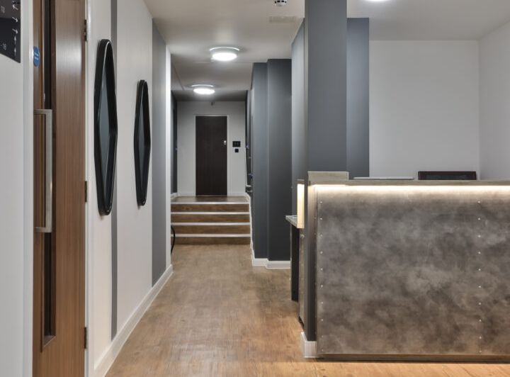 Hall - 140 New Walk