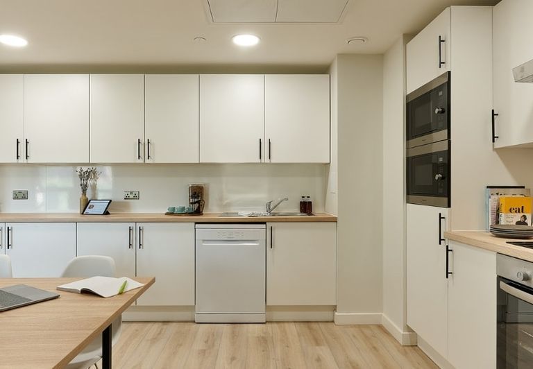 Hall - 17a Christchurch Road