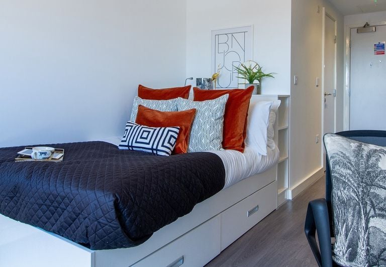 Hall 88 Bromsgrove House