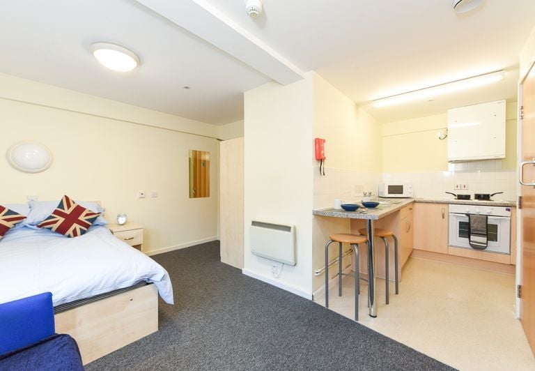Hall -  Apollo Court