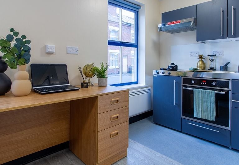 Hall Ben Russell Court