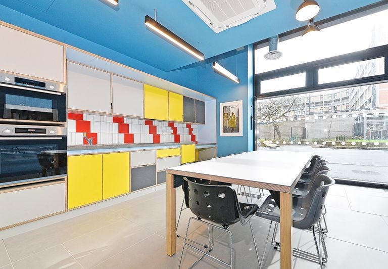 Hall Beton House