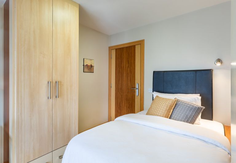 Hall - Canvas Cúirt na Coiribe