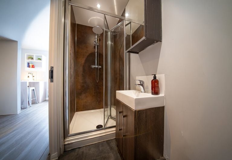 Hall - Cassaton House