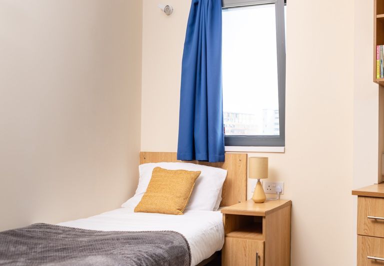 Hall - Chesil House