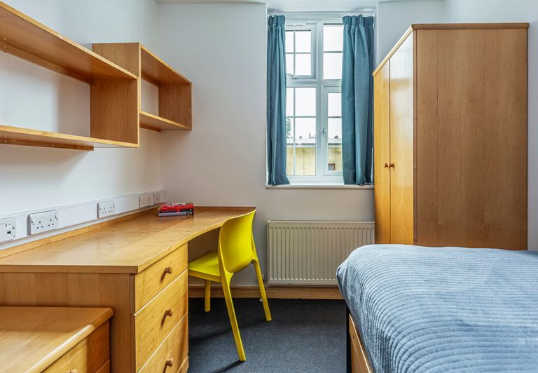 Hall - Claredale House