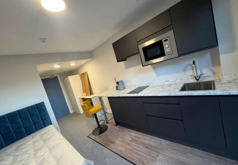 Hall - Cleveland Apartments