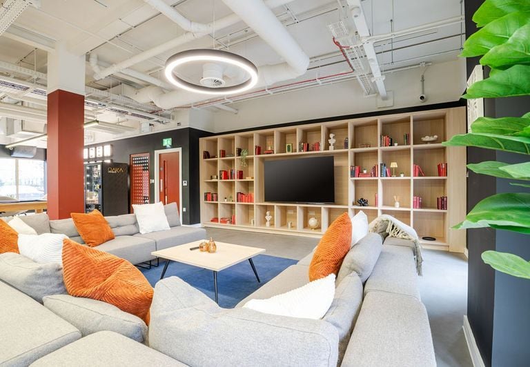 Hall - Exchange Court