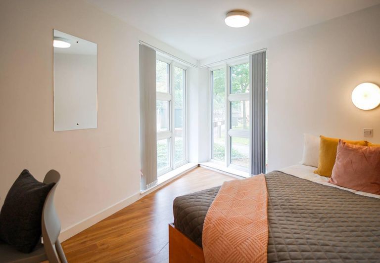 Hall Exeter One