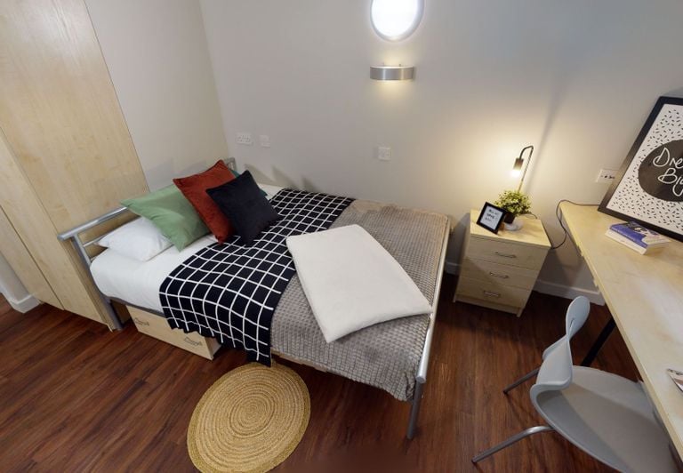 Hall iQ Arkwright House