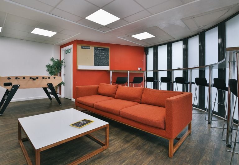 Hall iQ Fiveways House