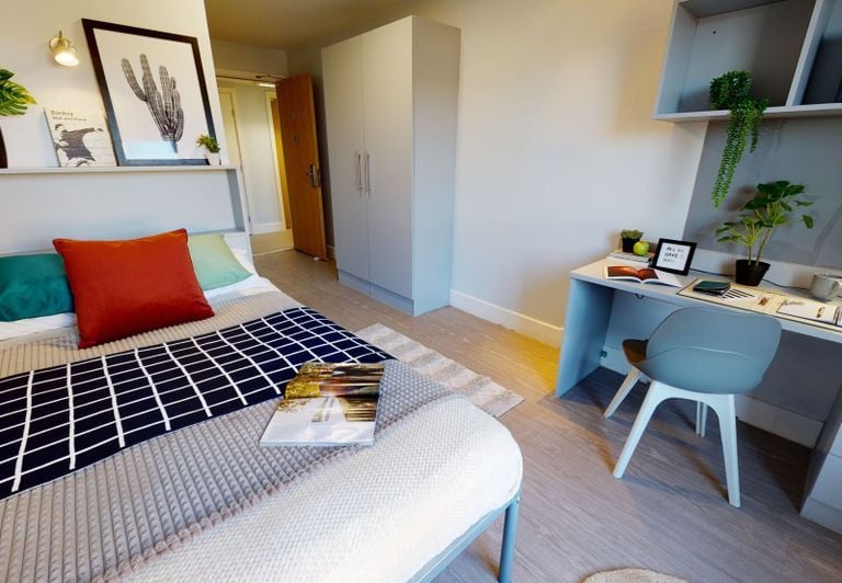 Hall iQ Fountainbridge