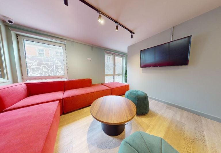 Hall iQ Grosvenor House