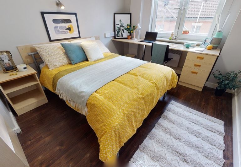 Hall iQ Grosvenor House