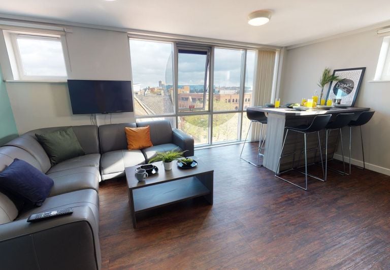 Hall iQ Grosvenor House