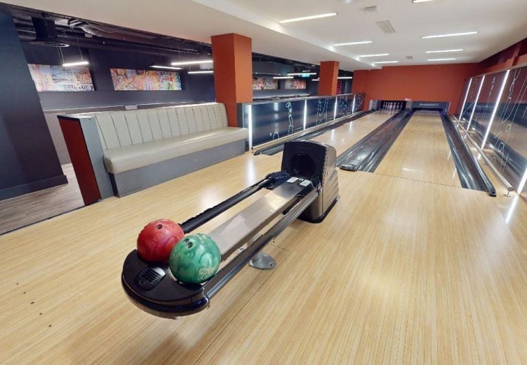 Hall - Hollingworth House