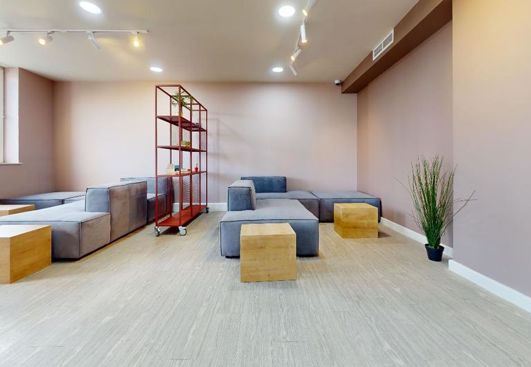 Hall iQ Newland House