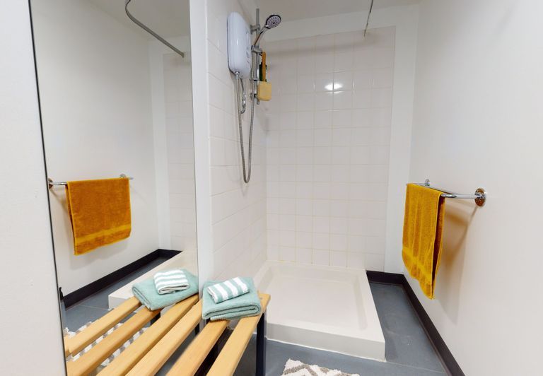 Hall iQ Stephenson House