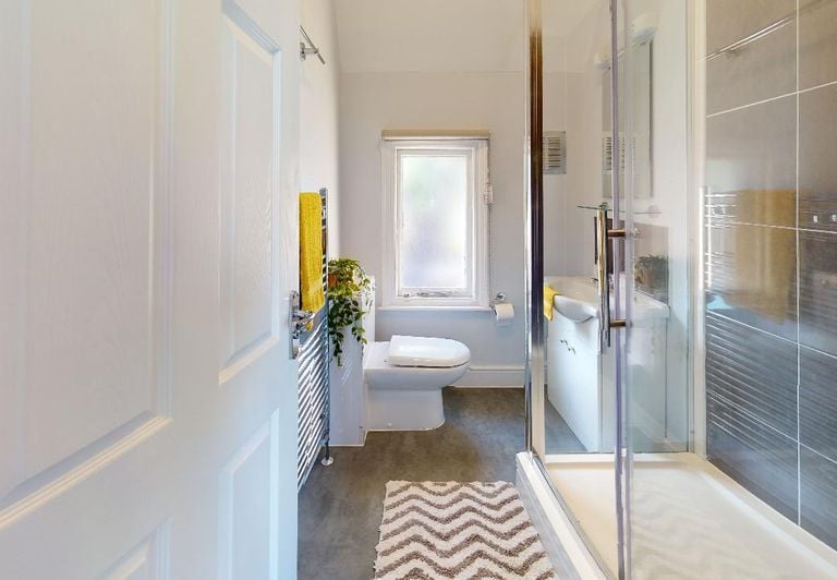 Hall - iQ Tufnell House